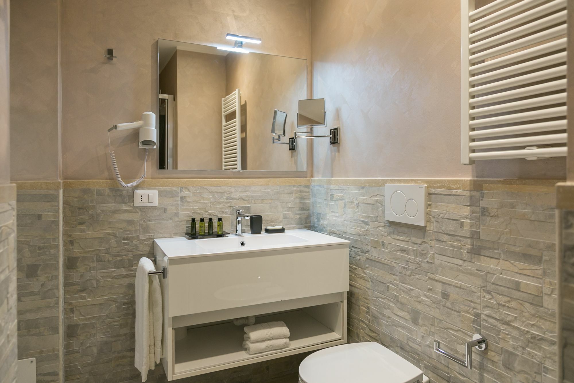 Residenza Augustea 2*